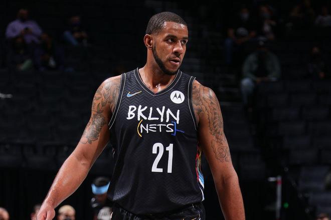 他的签名鞋 他的签名鞋