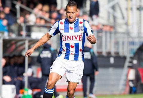 比赛奠定坚 比赛奠定坚